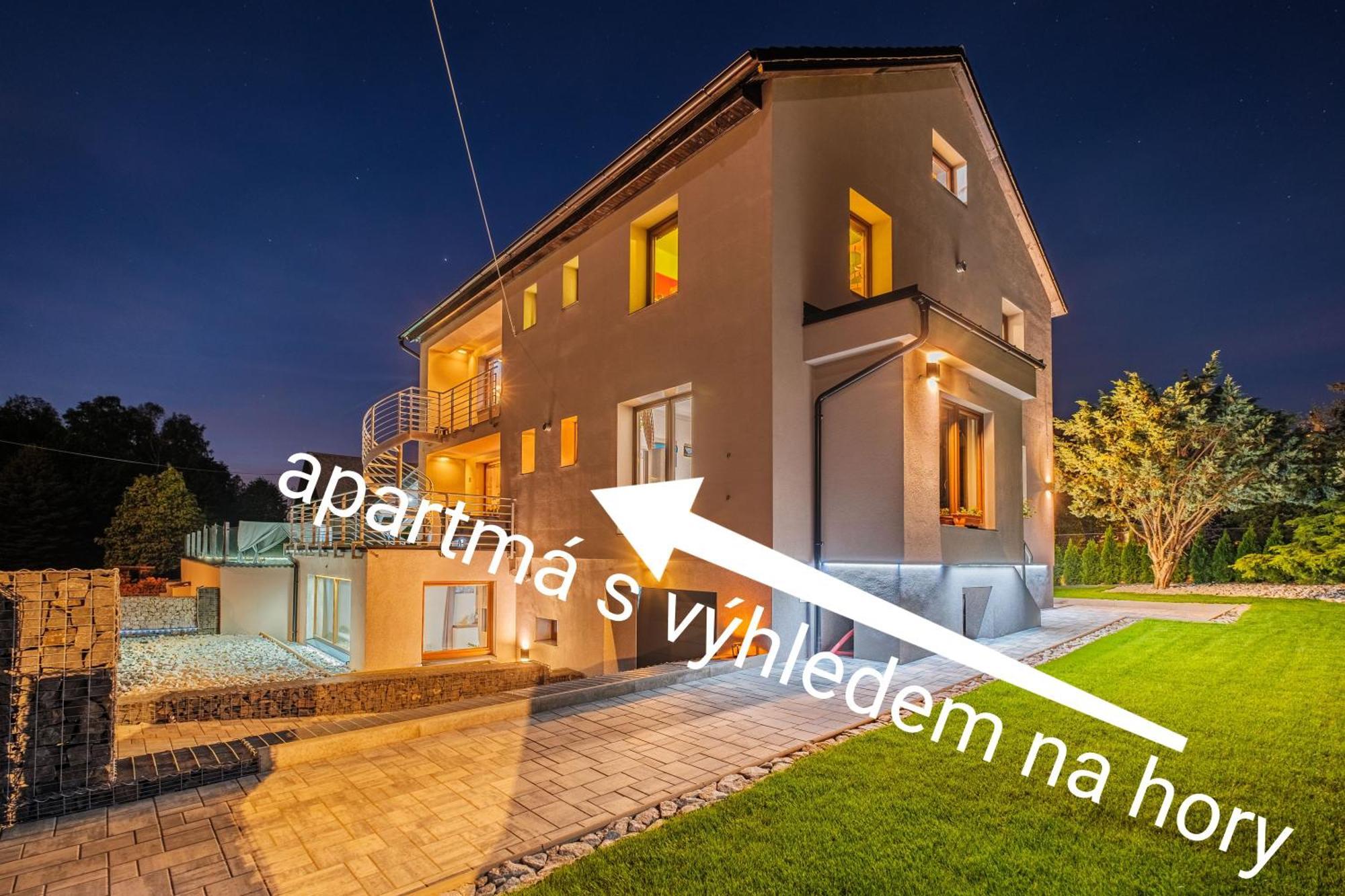 Apar7Man Jizerske Hory Apartment Хейнице Екстериор снимка