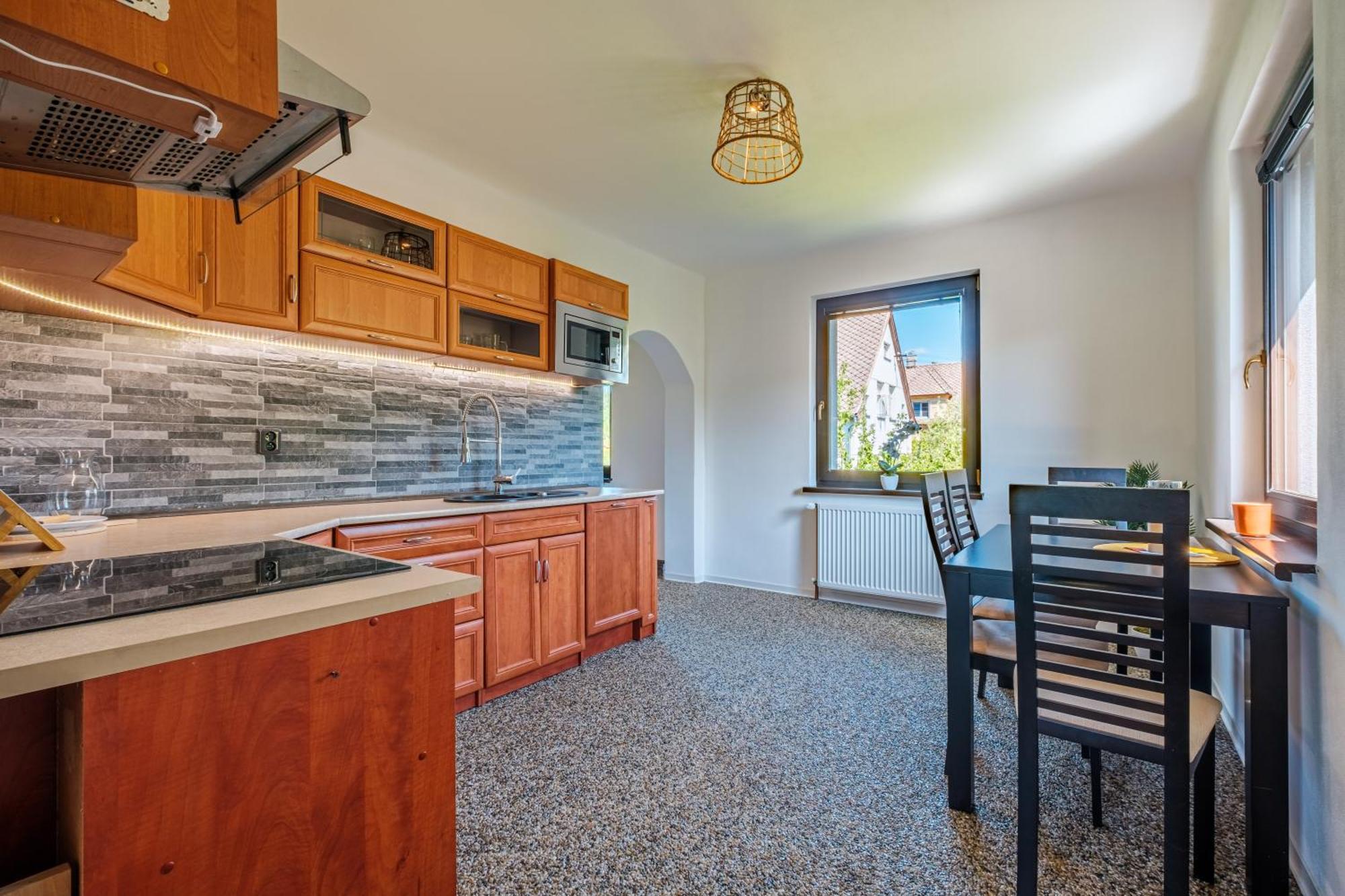 Apar7Man Jizerske Hory Apartment Хейнице Екстериор снимка