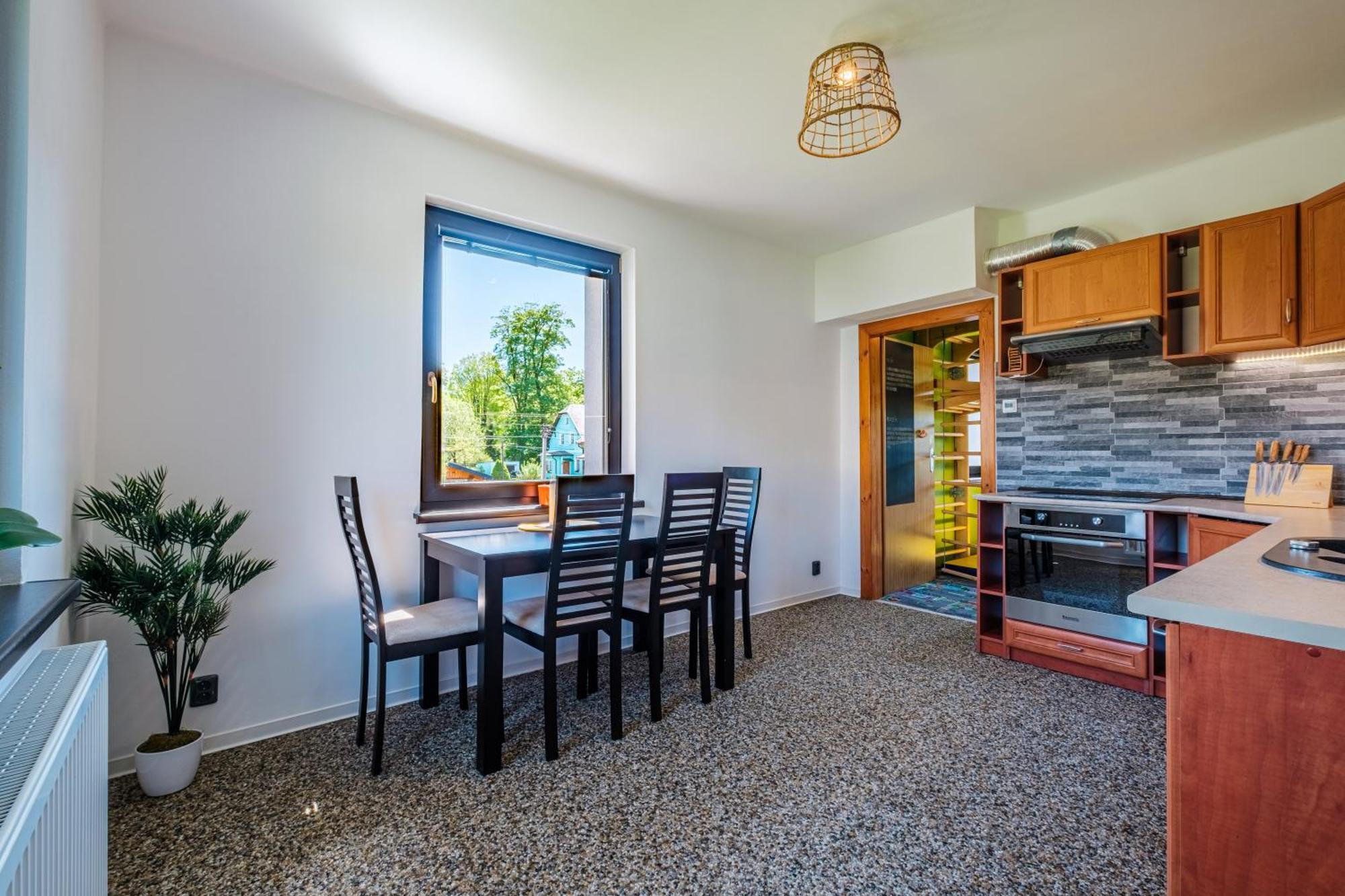 Apar7Man Jizerske Hory Apartment Хейнице Екстериор снимка