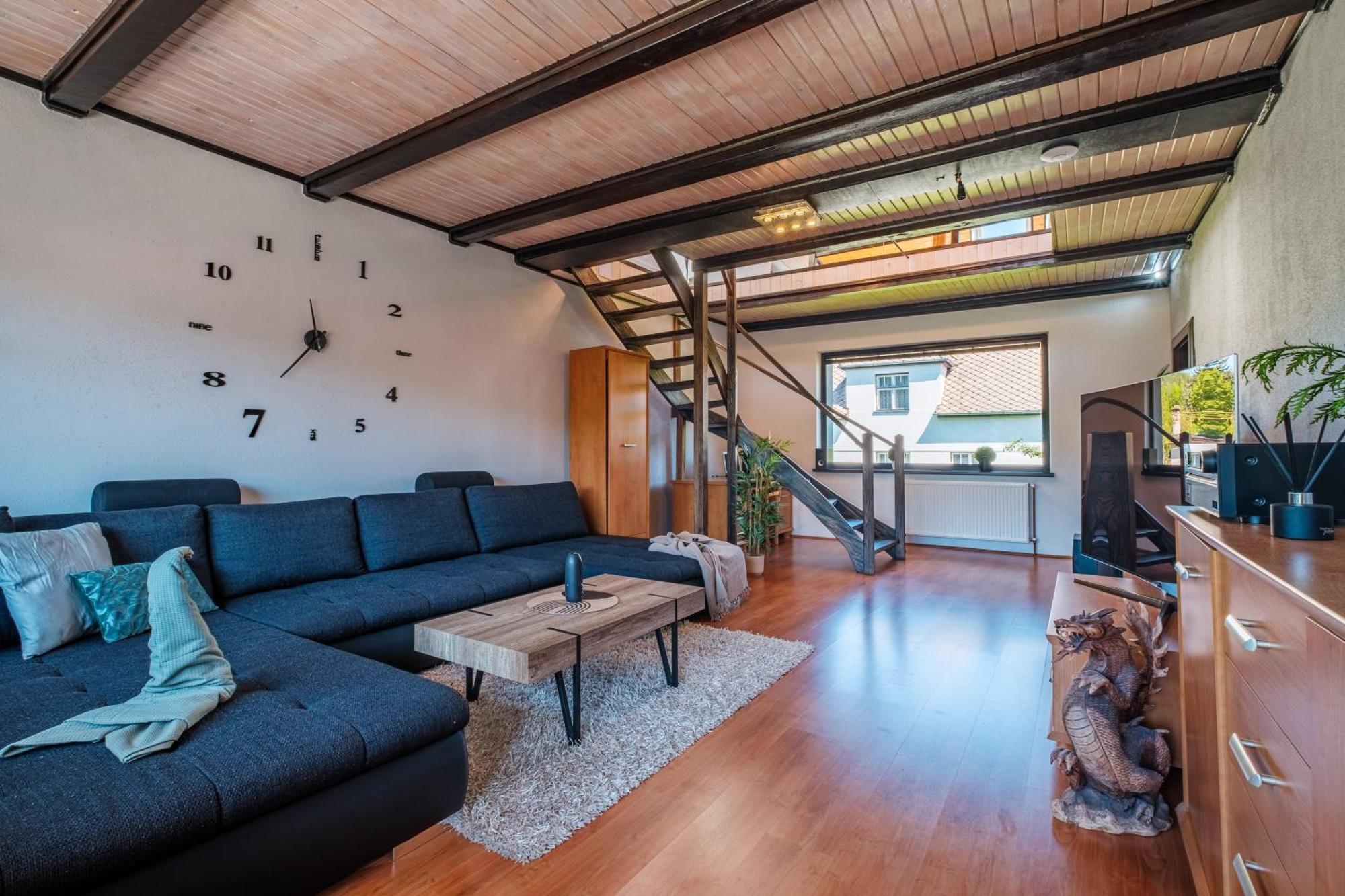 Apar7Man Jizerske Hory Apartment Хейнице Екстериор снимка