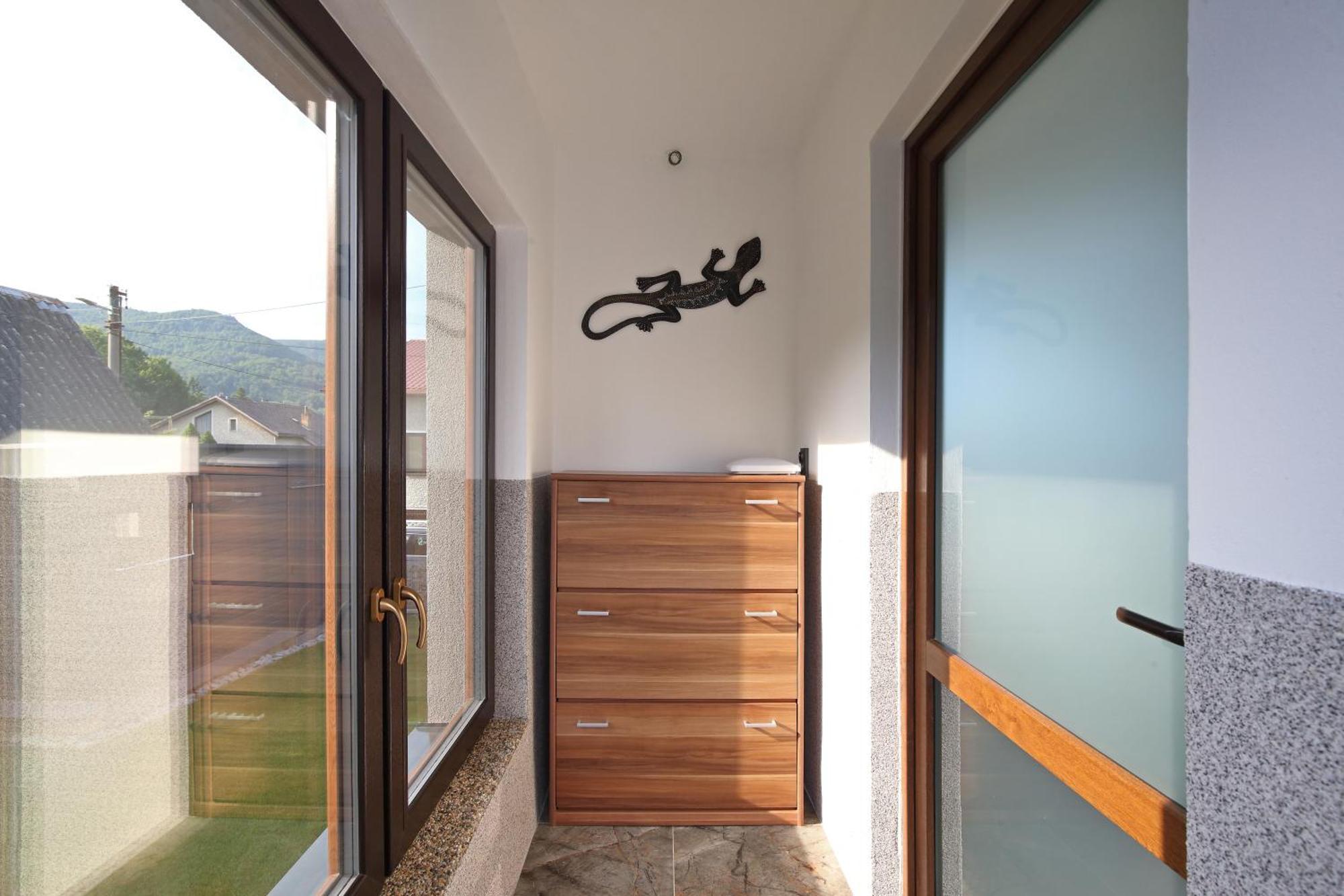 Apar7Man Jizerske Hory Apartment Хейнице Екстериор снимка