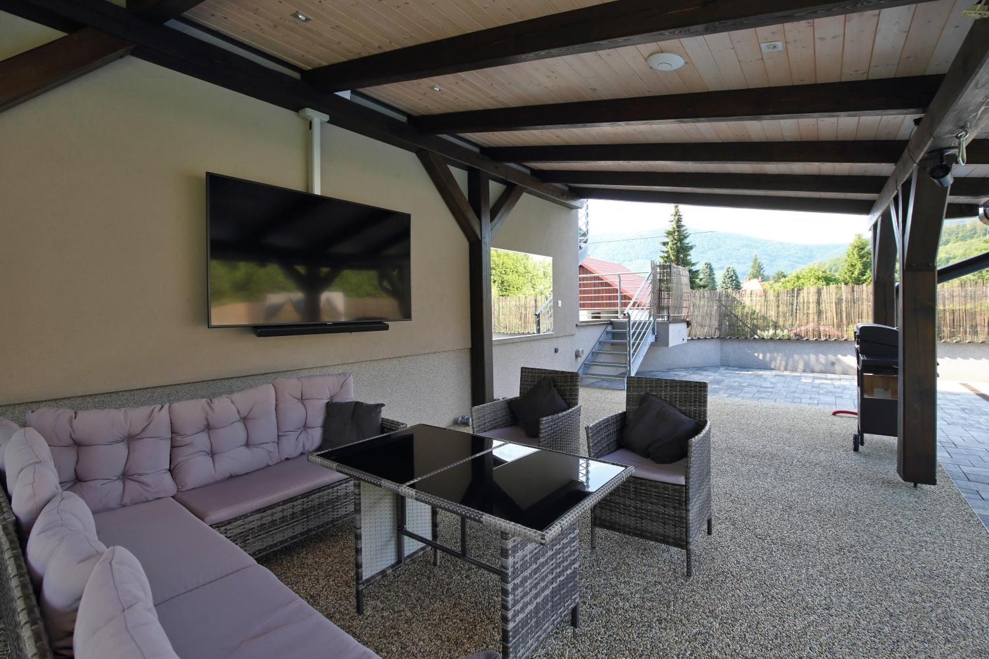 Apar7Man Jizerske Hory Apartment Хейнице Екстериор снимка